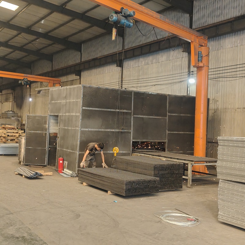 鋼格板鋼格柵板行業的產業鏈：誰在推動市場的發展