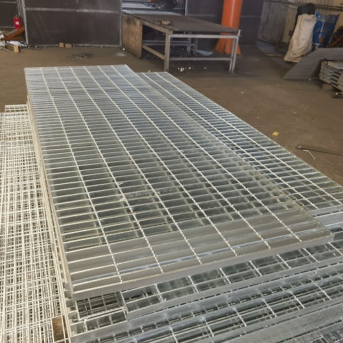 熱鍍鋅鋼格板鋼格柵對防腐蝕有著出色的表現