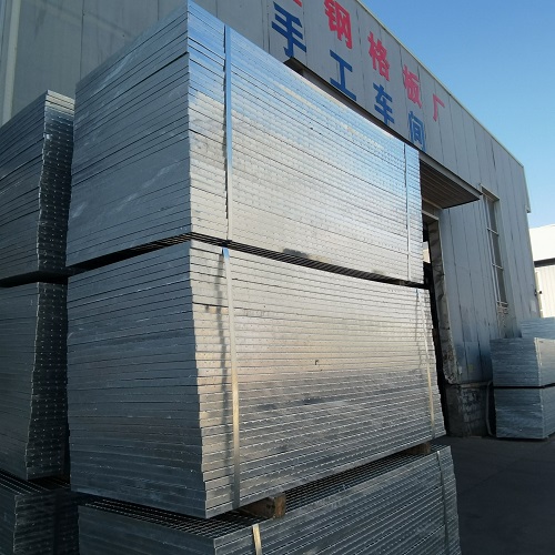 鍍鋅平臺鋼格柵鋼格板有哪些優勢