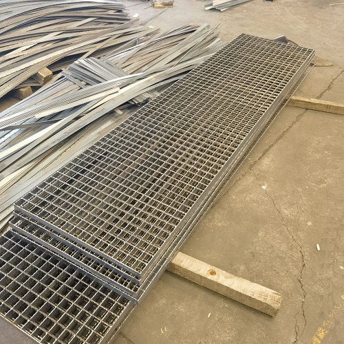 走道平臺鋼格板鋼格柵使用壽命與維護(hù)