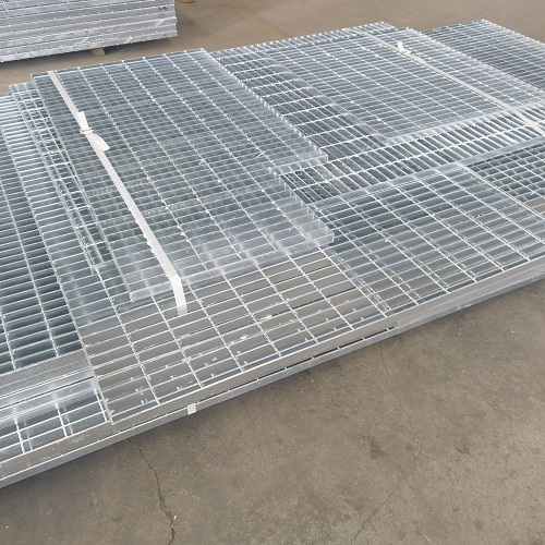 鍍鋅鋼格柵板橋梁建設中的卓越表現