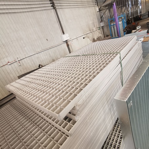 二手鋼格板能買嗎？3分鐘教你避坑！