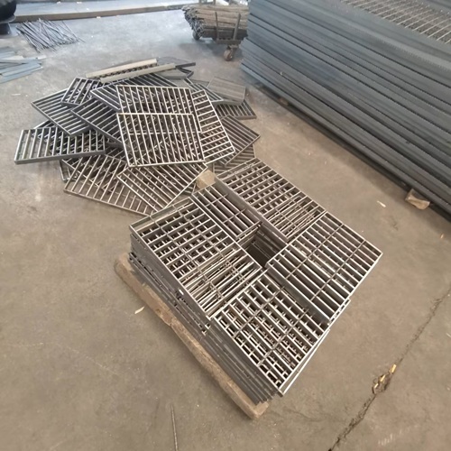 原來它還能用在這鋼格柵的非常規應用真讓人意外