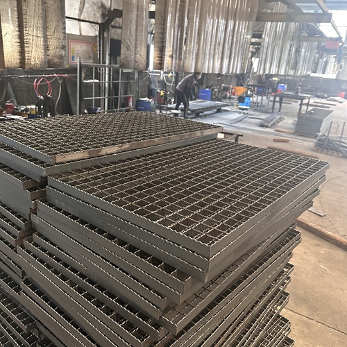 鋼格柵板的生產工藝流程全解析