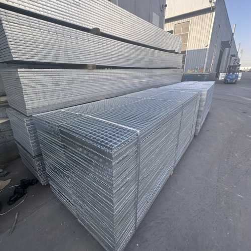 鋼格柵板如何延長使用壽命？維護技巧分享